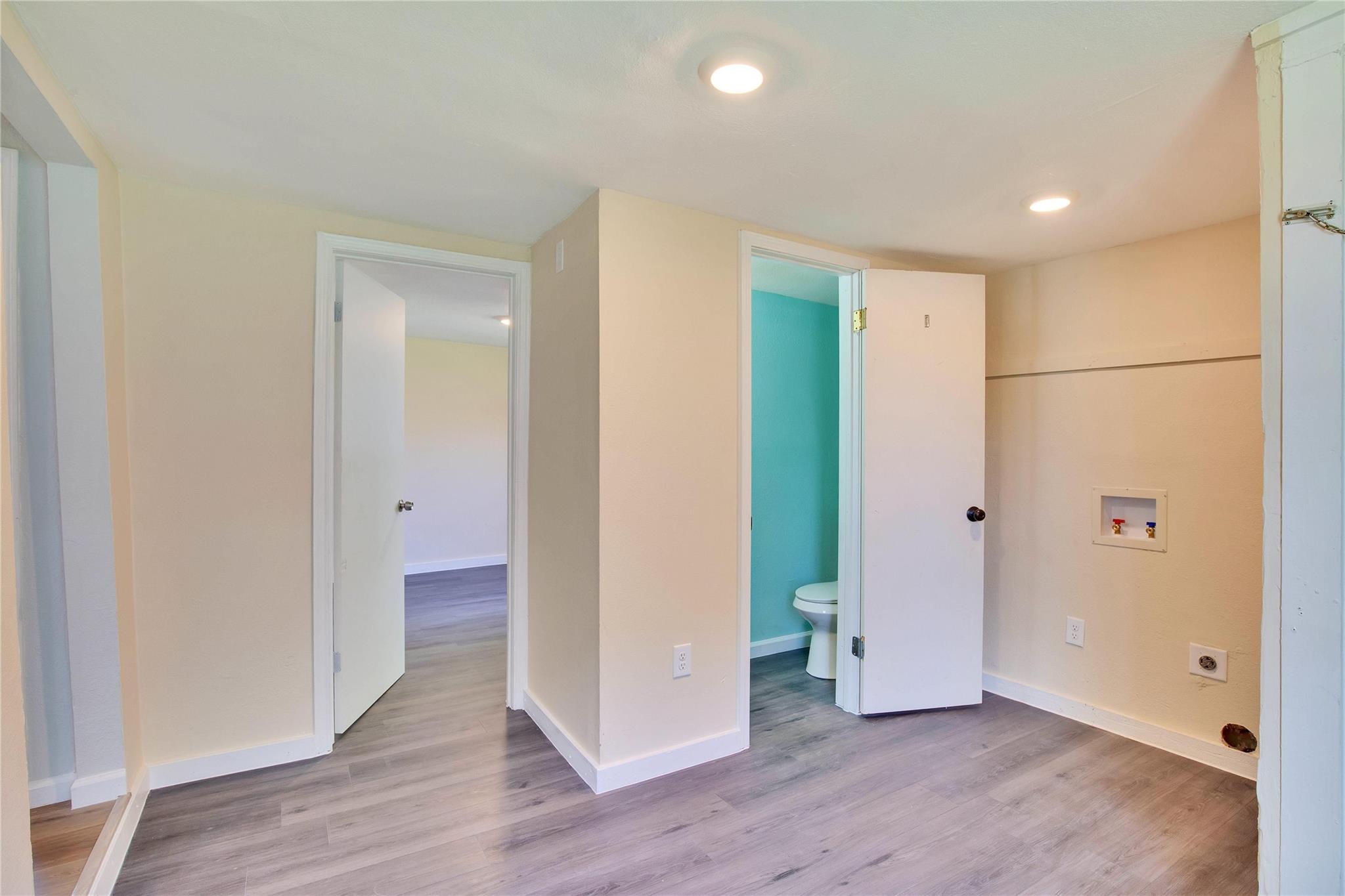 211 E Burton Street Manor TX 78653