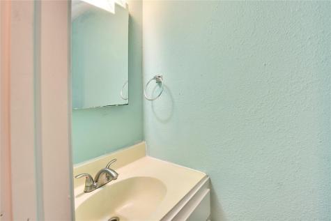 211 E Burton Street Manor TX 78653