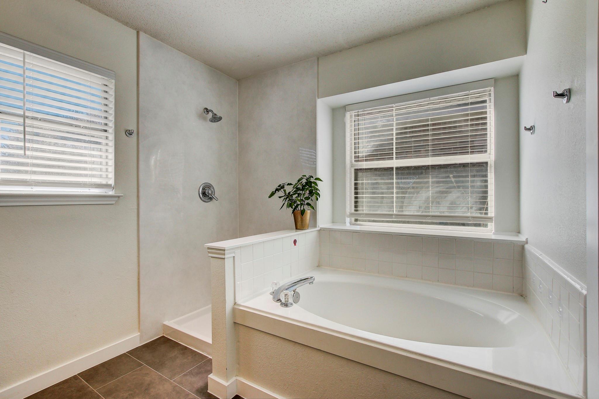 806 Ridge View Drive Leander TX 78641
