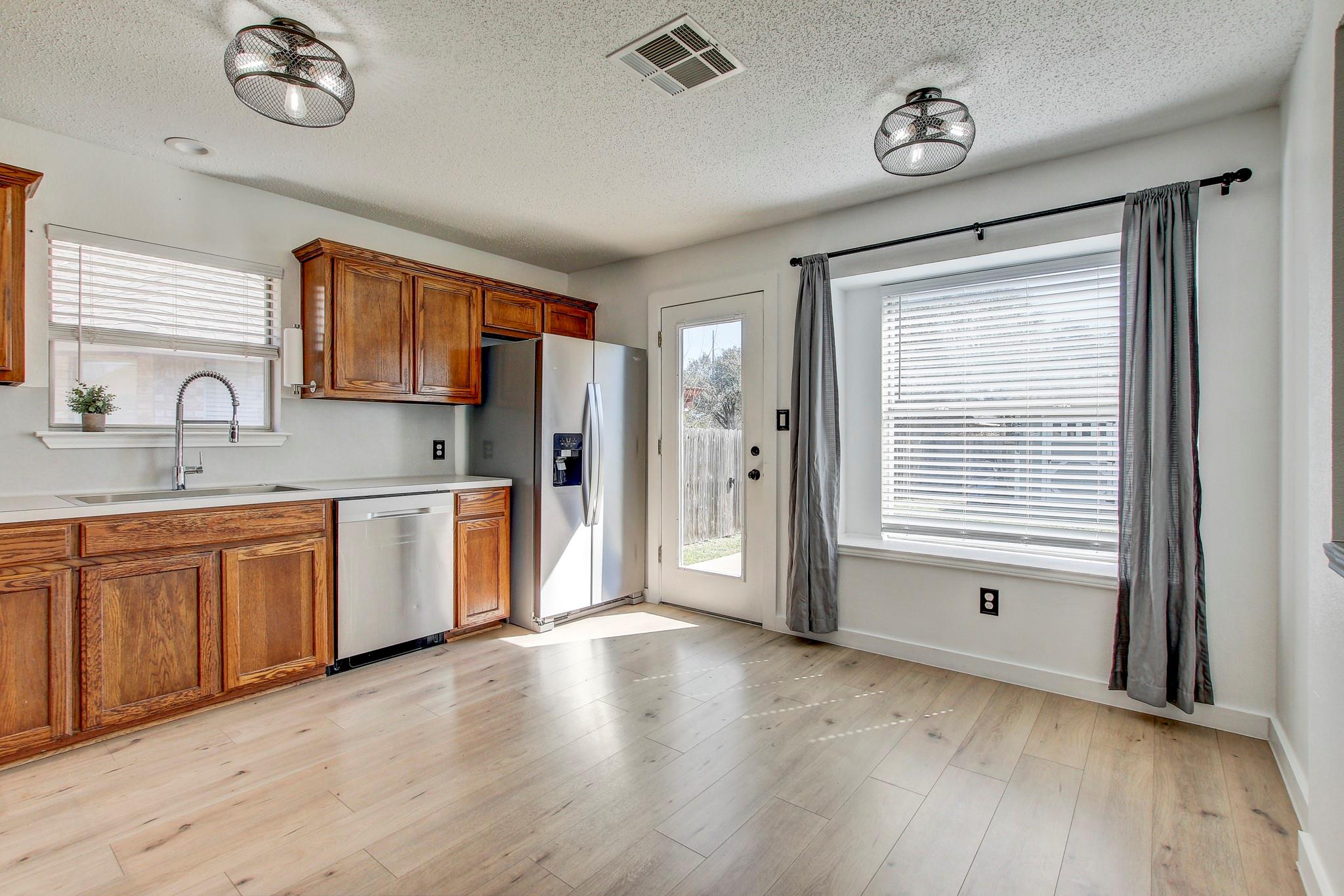 806 Ridge View Drive Leander TX 78641