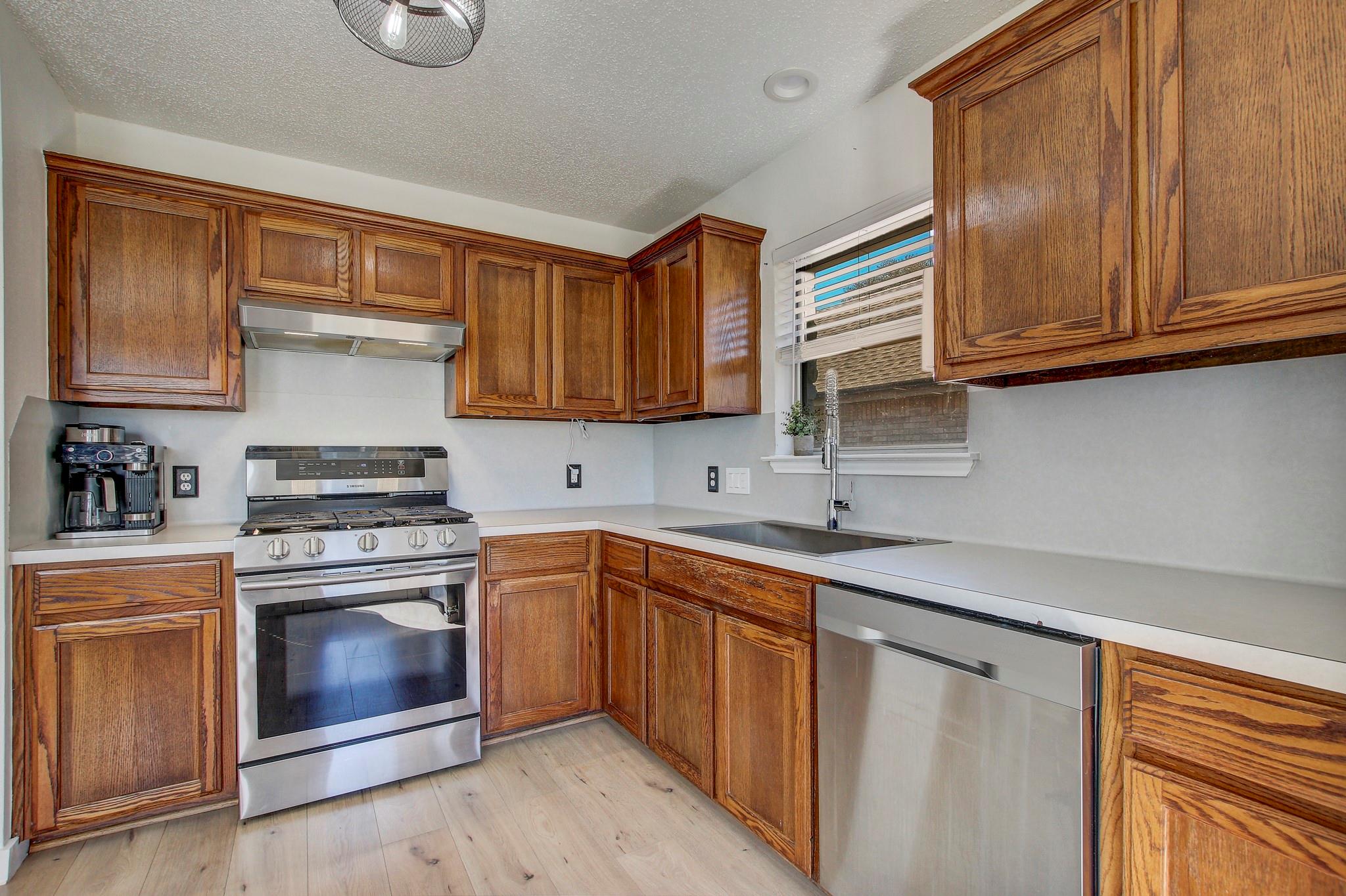 806 Ridge View Drive Leander TX 78641