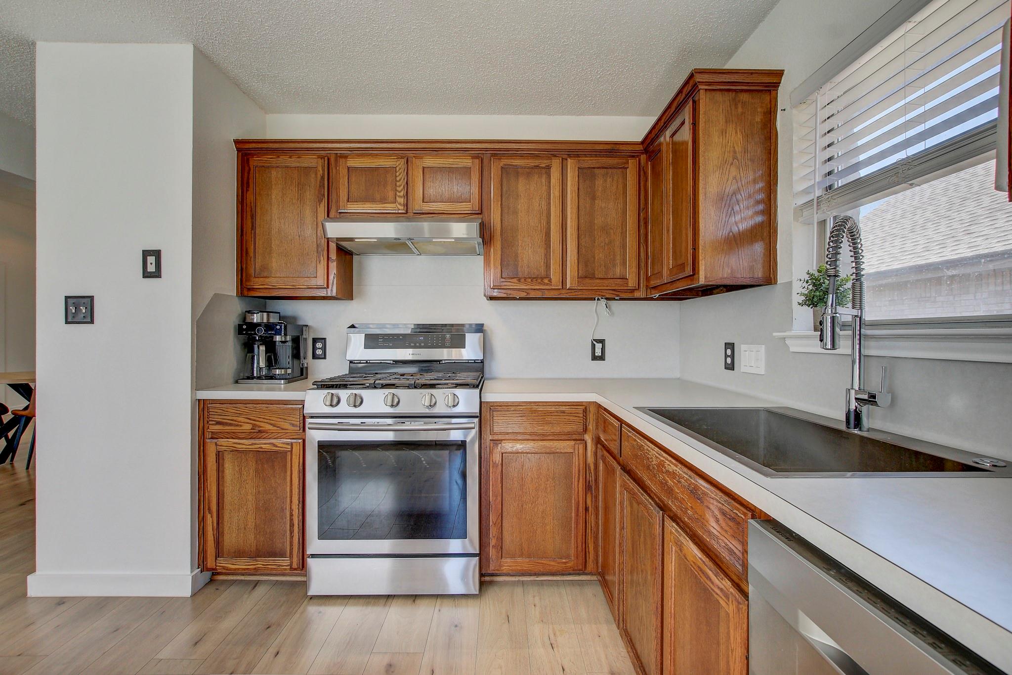 806 Ridge View Drive Leander TX 78641