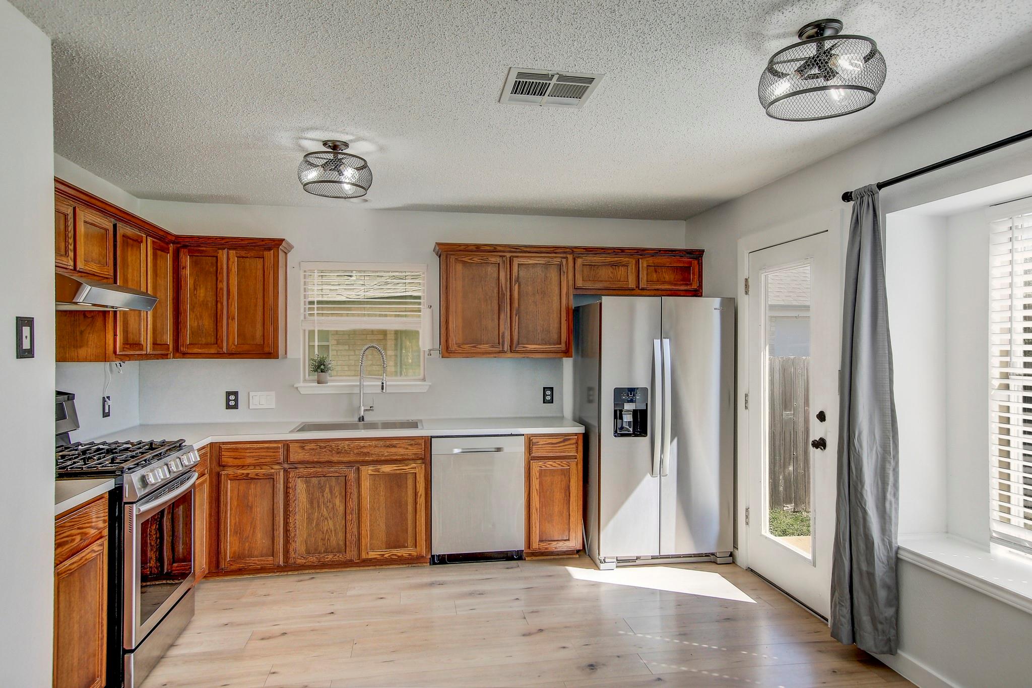 806 Ridge View Drive Leander TX 78641