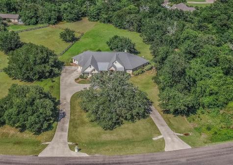 17463 Saddle Creek Drive College Station TX 77845