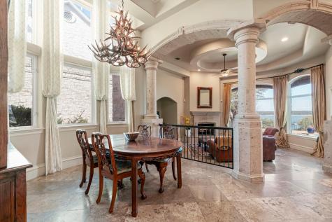 401 Brooks Hollow Road Lakeway TX 78734
