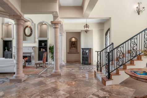 401 Brooks Hollow Road Lakeway TX 78734