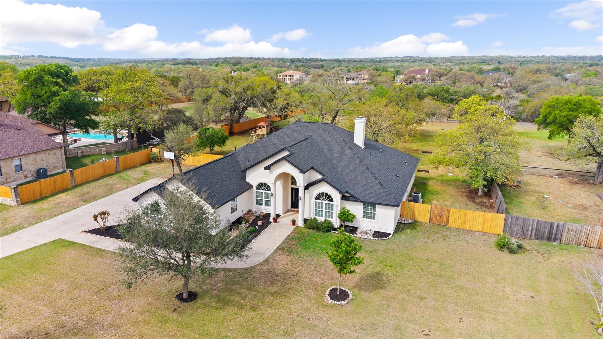 744 W Bartlett Drive Buda TX 78610
