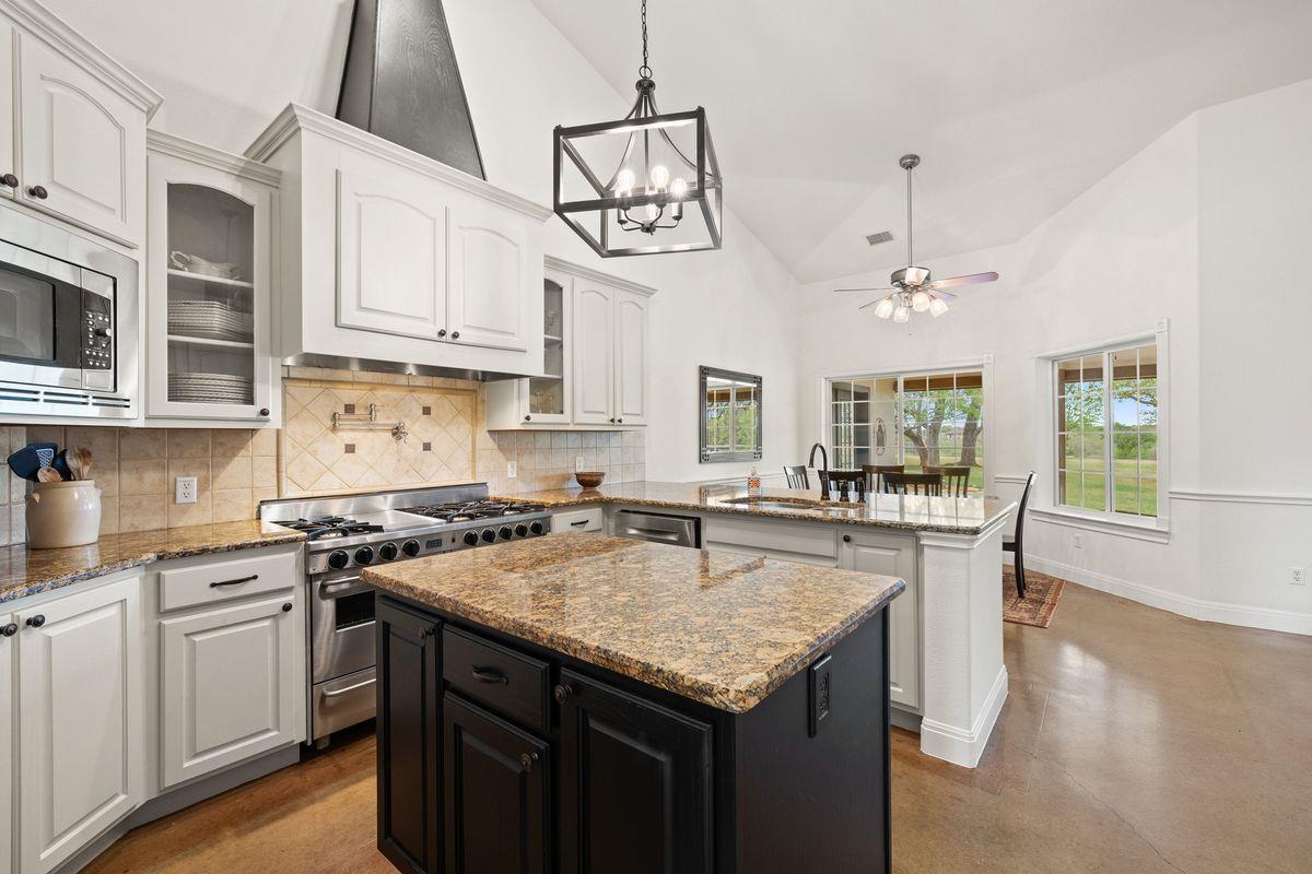 744 W Bartlett Drive Buda TX 78610