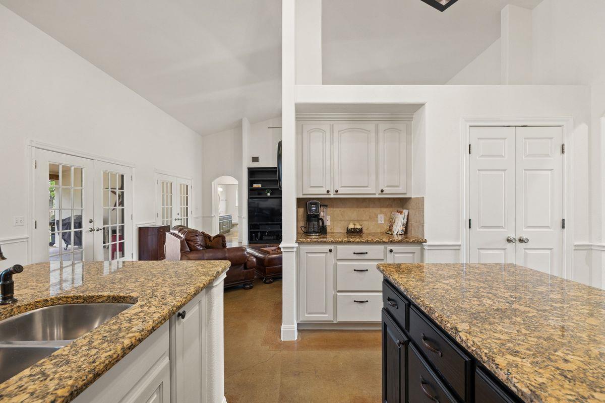744 W Bartlett Drive Buda TX 78610