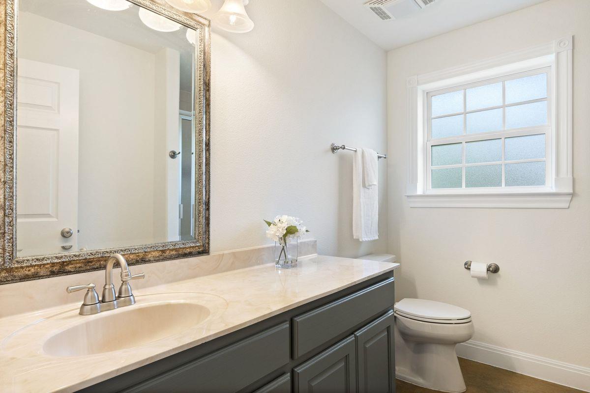 744 W Bartlett Drive Buda TX 78610