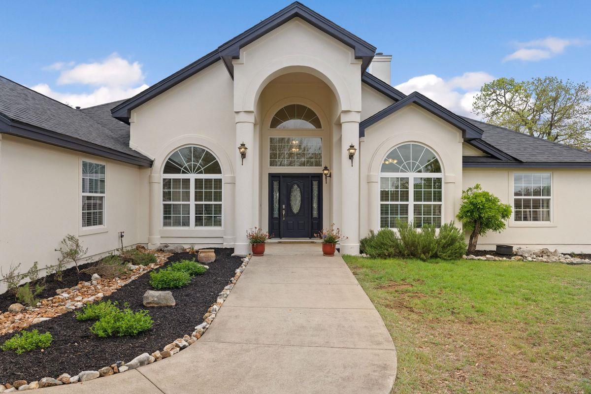 744 W Bartlett Drive Buda TX 78610