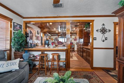 5300 County Road 424 Taylor TX 76574