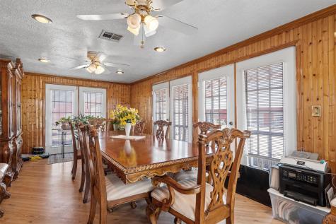 5300 County Road 424 Taylor TX 76574