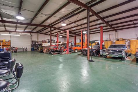 5300 County Road 424 Taylor TX 76574