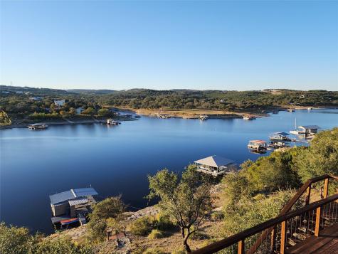 19645 Lakehurst Loop Spicewood TX 78669