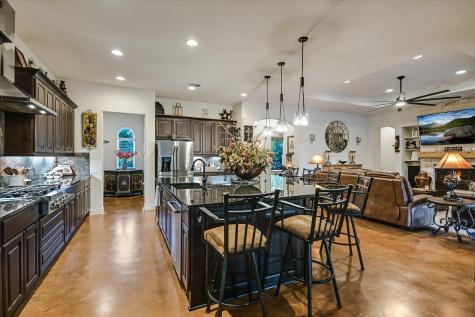 250 Brown Saddle Cove Driftwood TX 78619