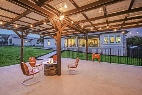 250 Brown Saddle Cove Driftwood TX 78619
