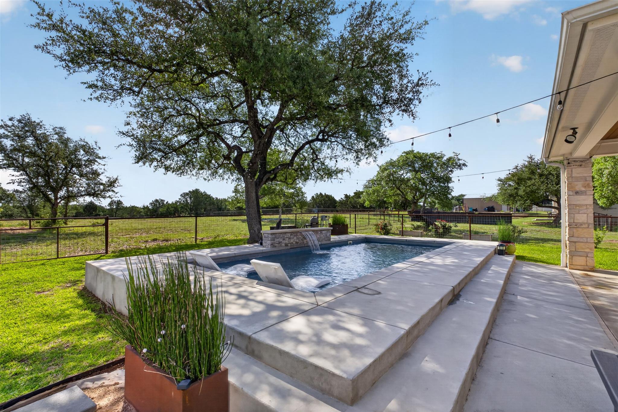 317 Esperanza Petal Pass Liberty Hill TX 78642