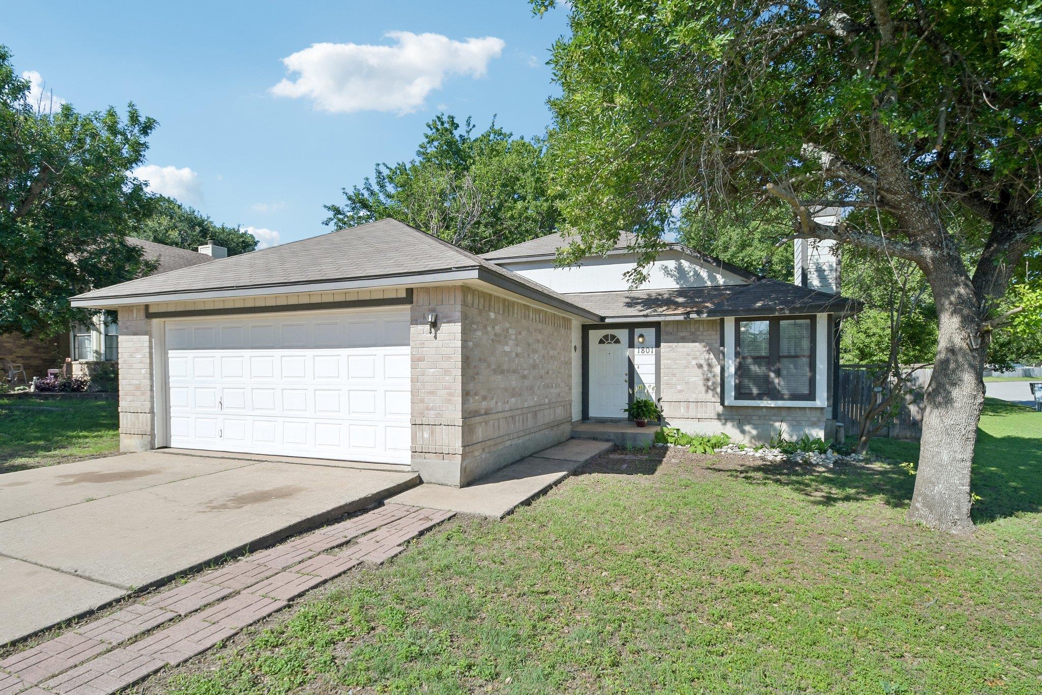 1801 Twisted Oak Drive Leander TX 78641