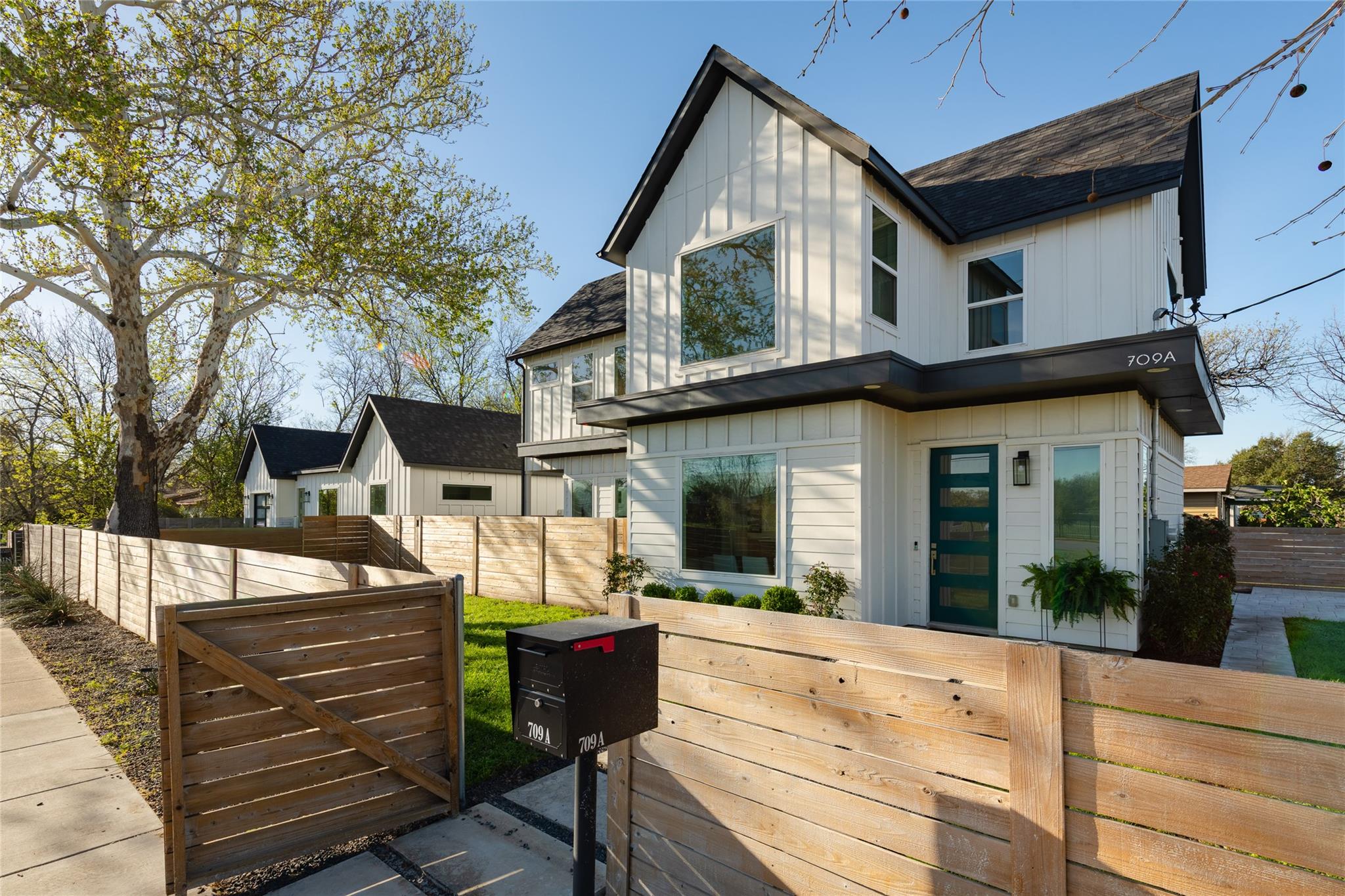 709 W Street Elmo Road Austin TX 78745