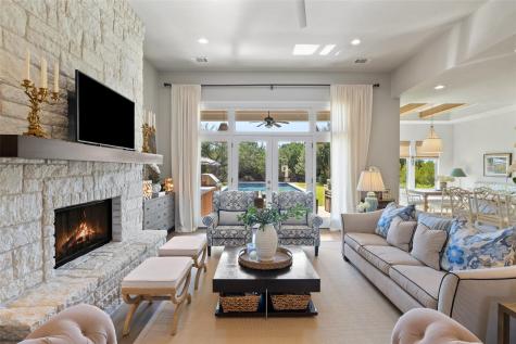 16104 Golden Top Drive Austin TX 78738
