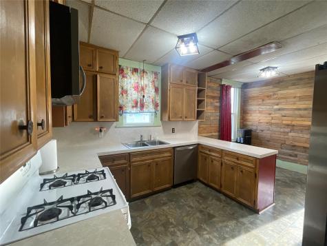 215 W Main Street Lometa TX 76853