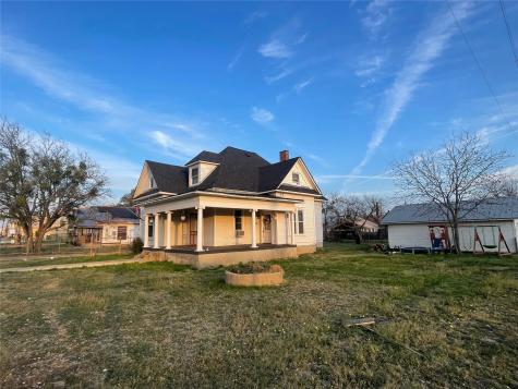 215 W Main Street Lometa TX 76853