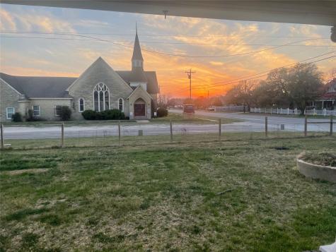 215 W Main Street Lometa TX 76853