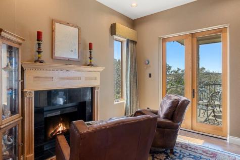 1310 Hurst Hollow Austin TX 78734