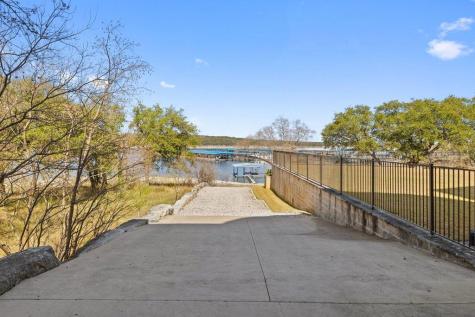 1310 Hurst Hollow Austin TX 78734