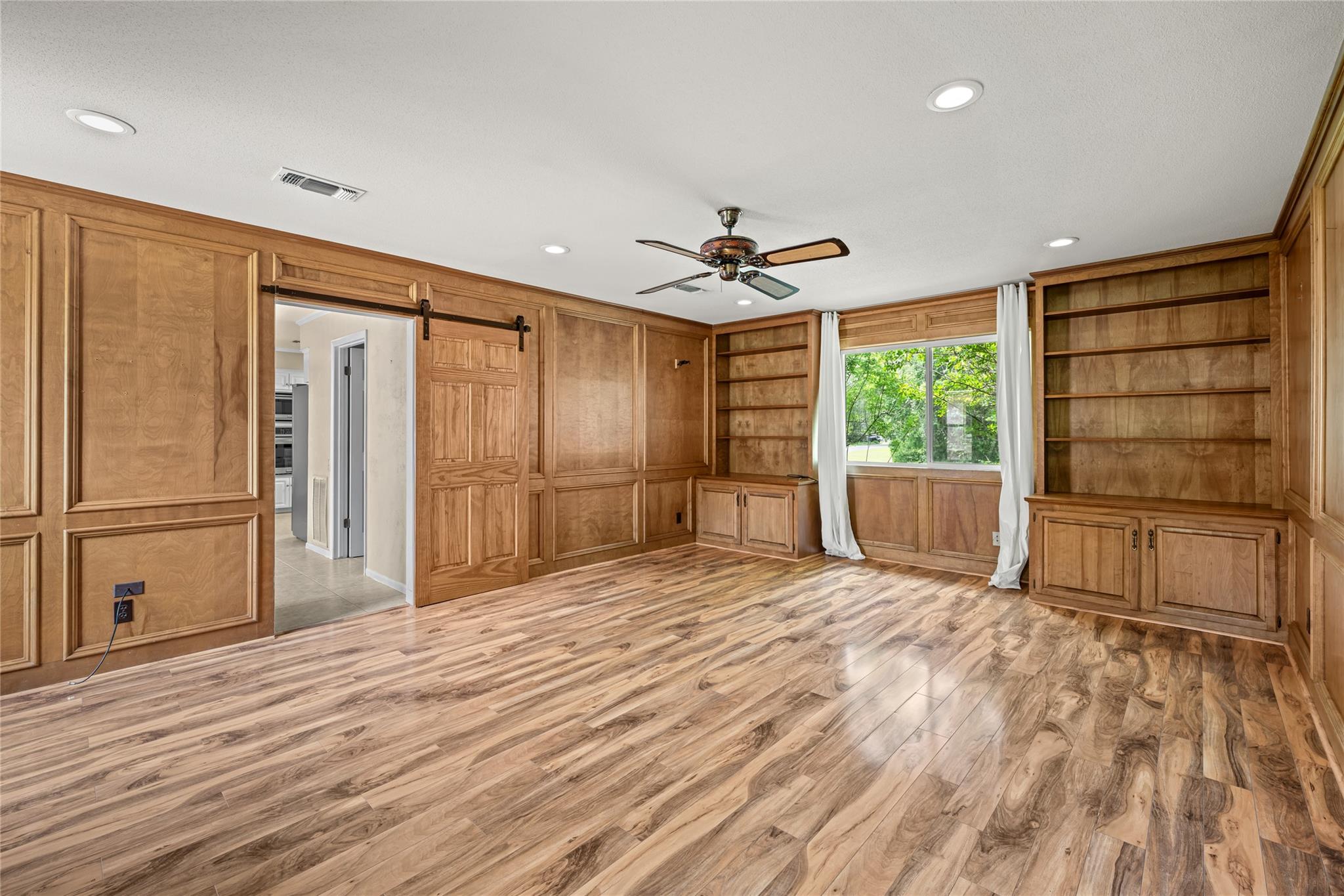 315 E Fannin Street La Grange TX 78945