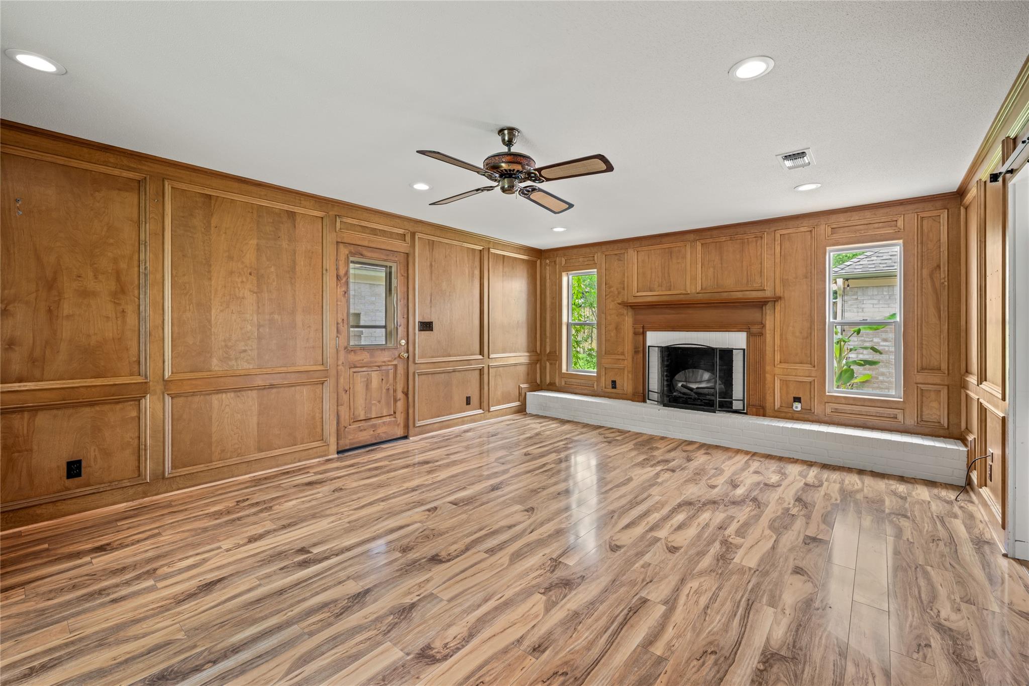 315 E Fannin Street La Grange TX 78945