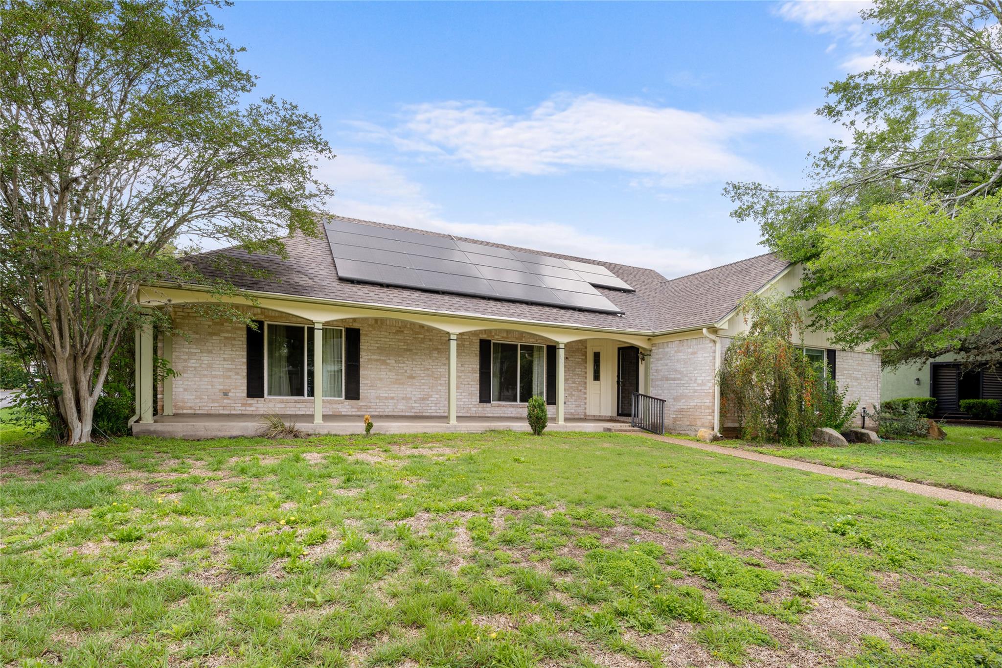 315 E Fannin Street La Grange TX 78945