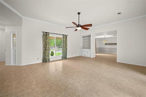 315 E Fannin Street La Grange TX 78945
