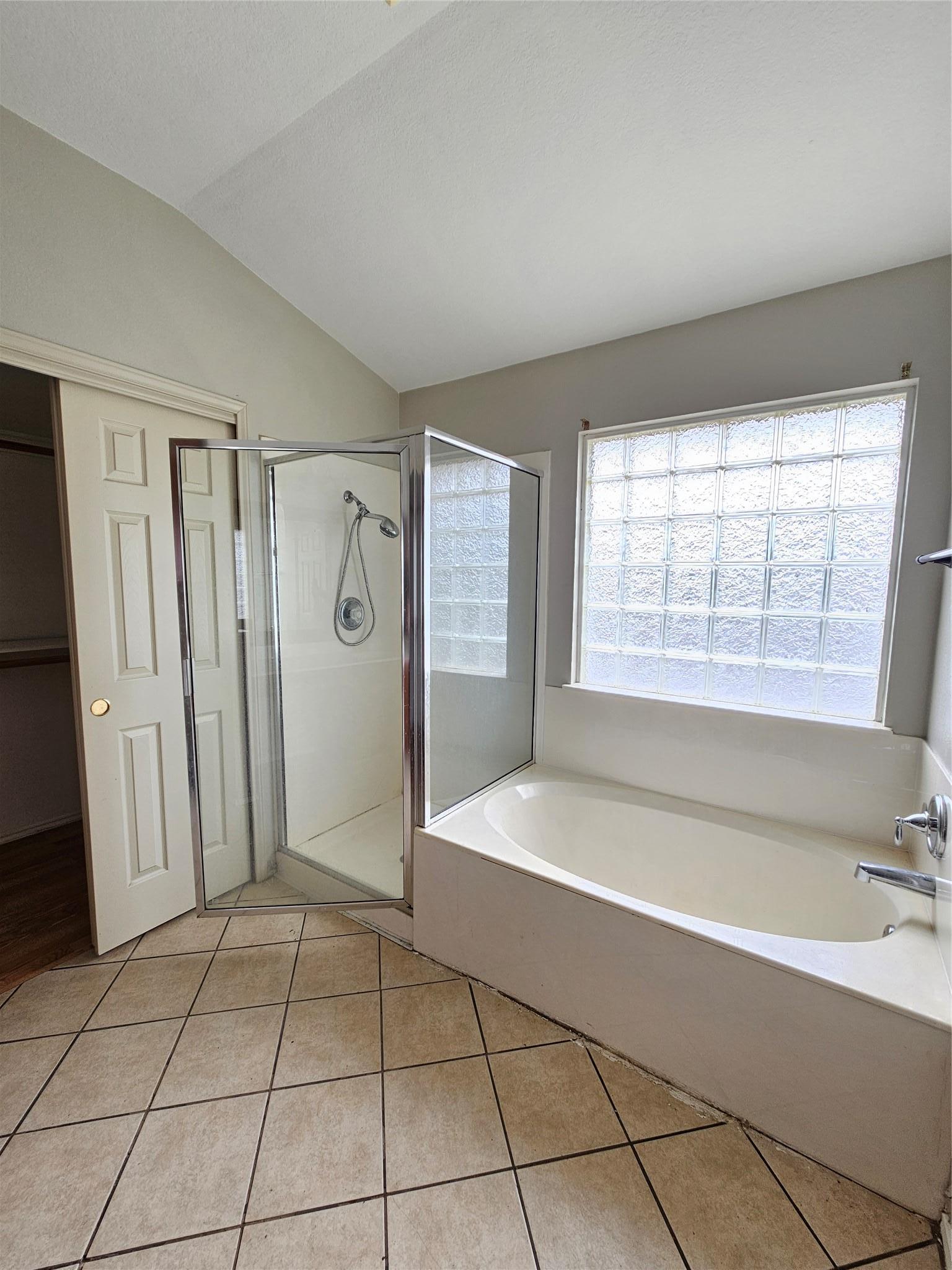 4672 Mather Kyle TX 78640