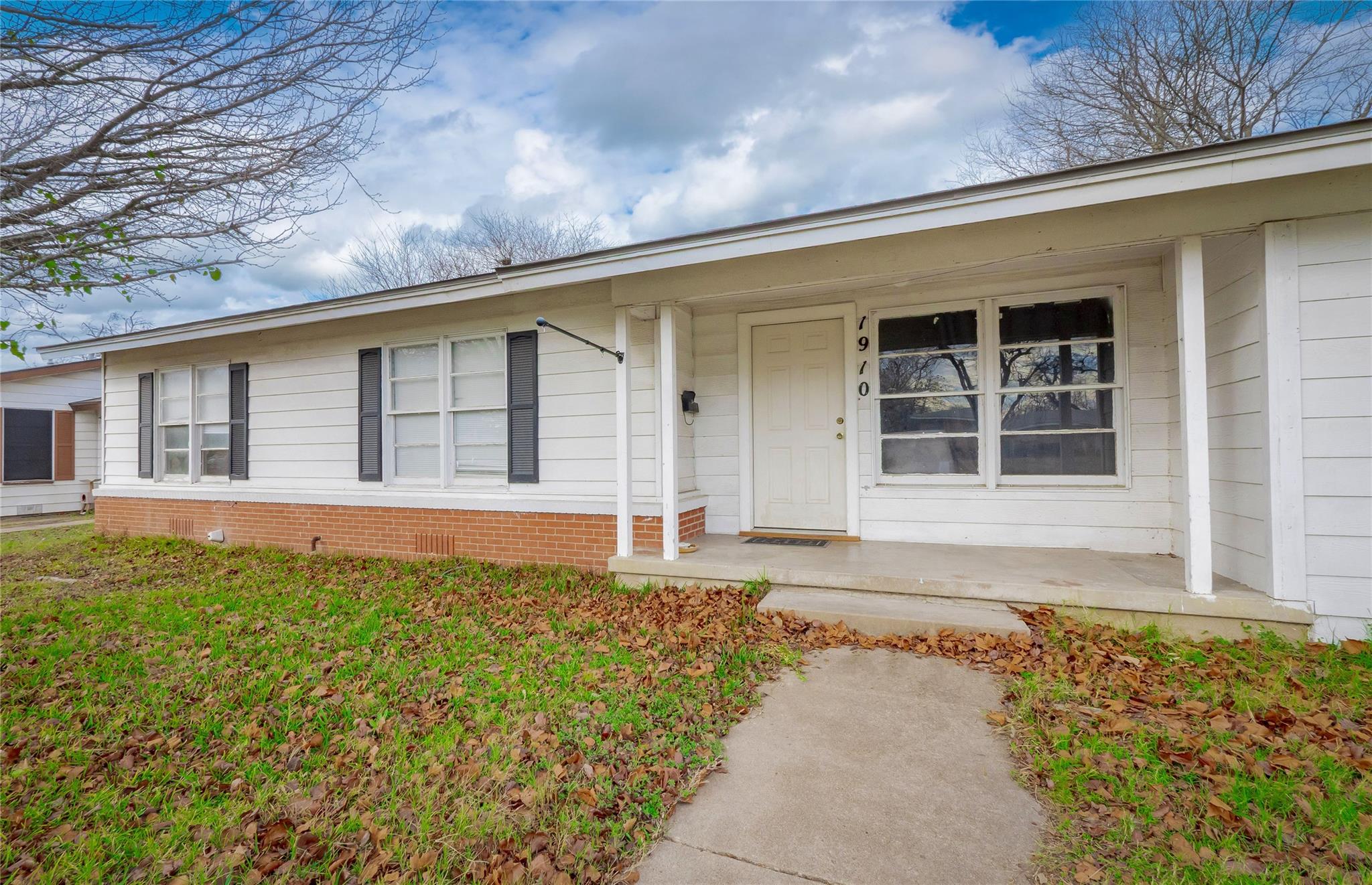 1910 S 13th Street Temple TX 76504