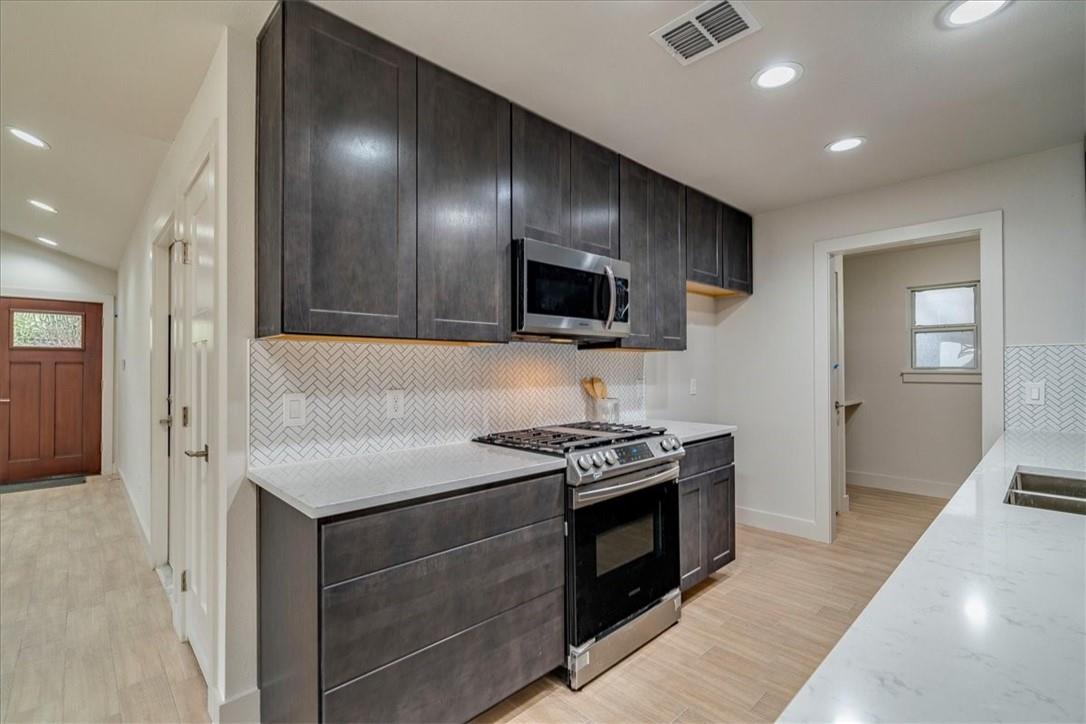 11207 Sage Hollow Drive Austin TX 78758