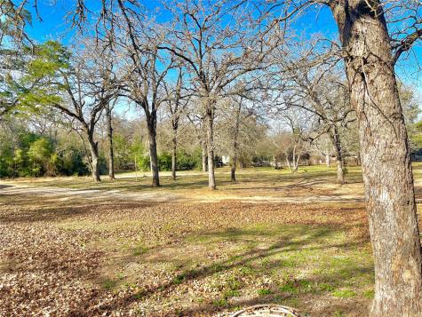 251 Milam Lane Bastrop TX 78602