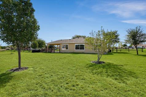 172 Round Up Drive Liberty Hill TX 78642