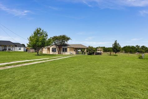 172 Round Up Drive Liberty Hill TX 78642