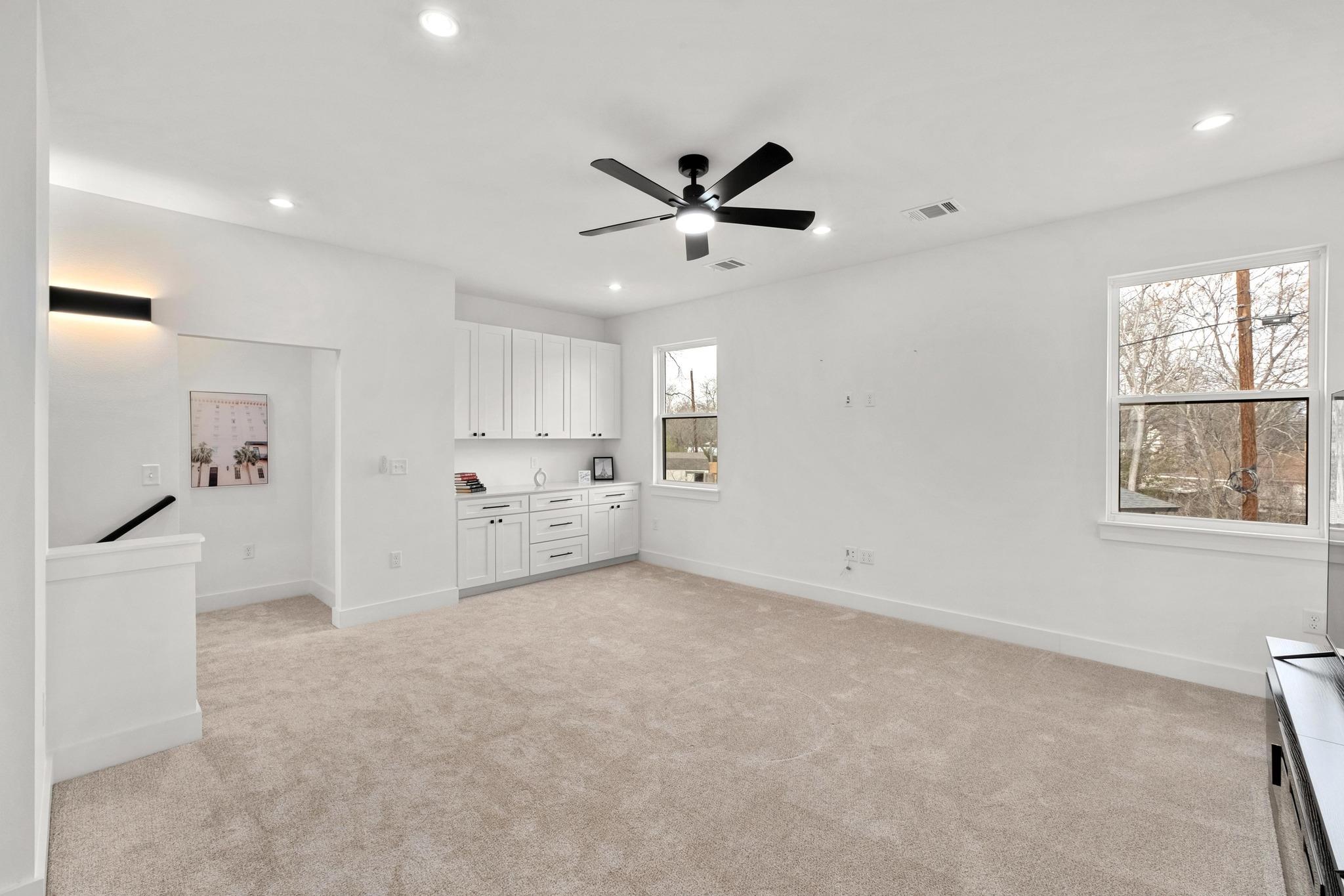 1500 Sylvan Glade Austin TX 78745