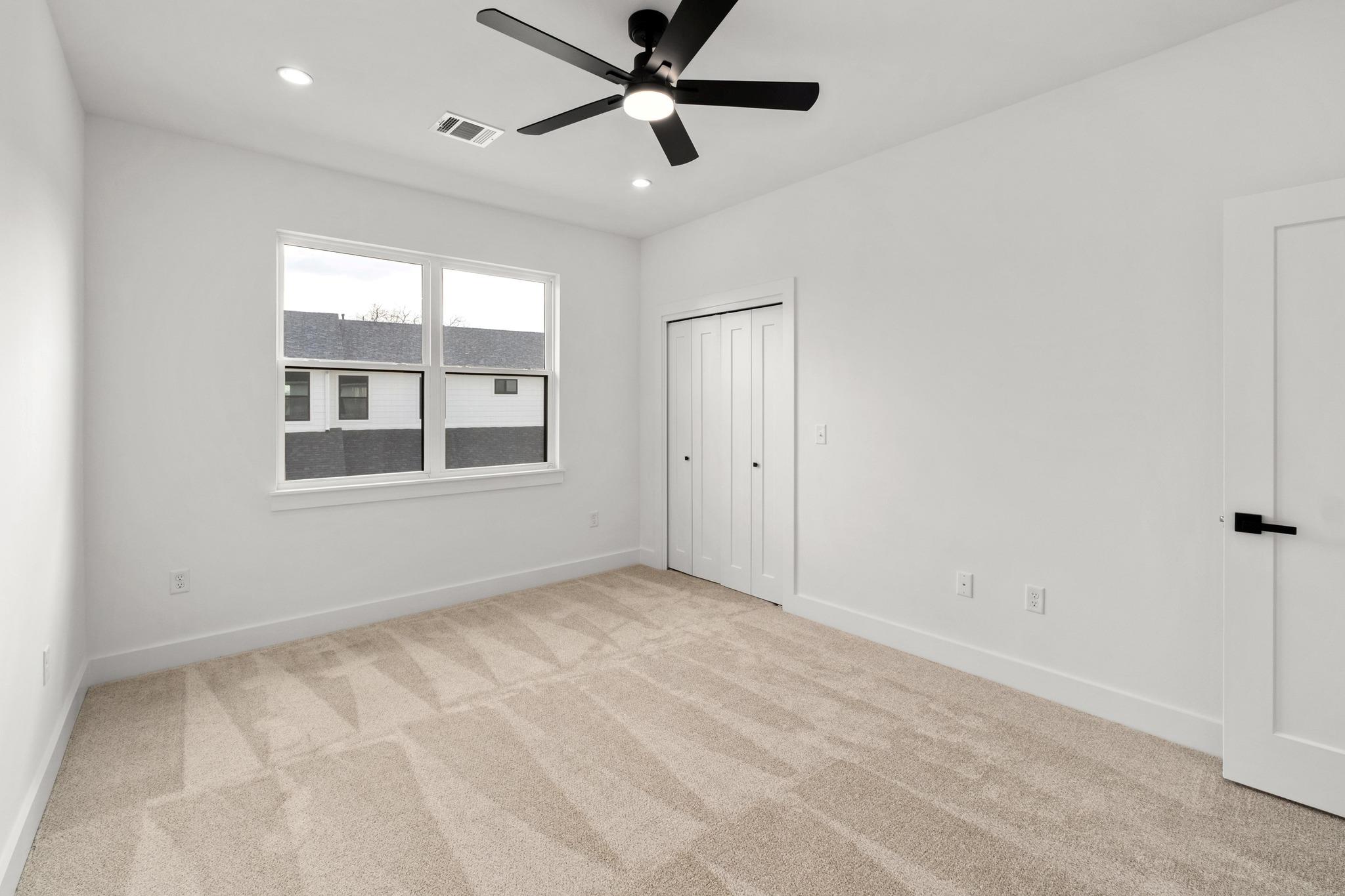 1500 Sylvan Glade Austin TX 78745