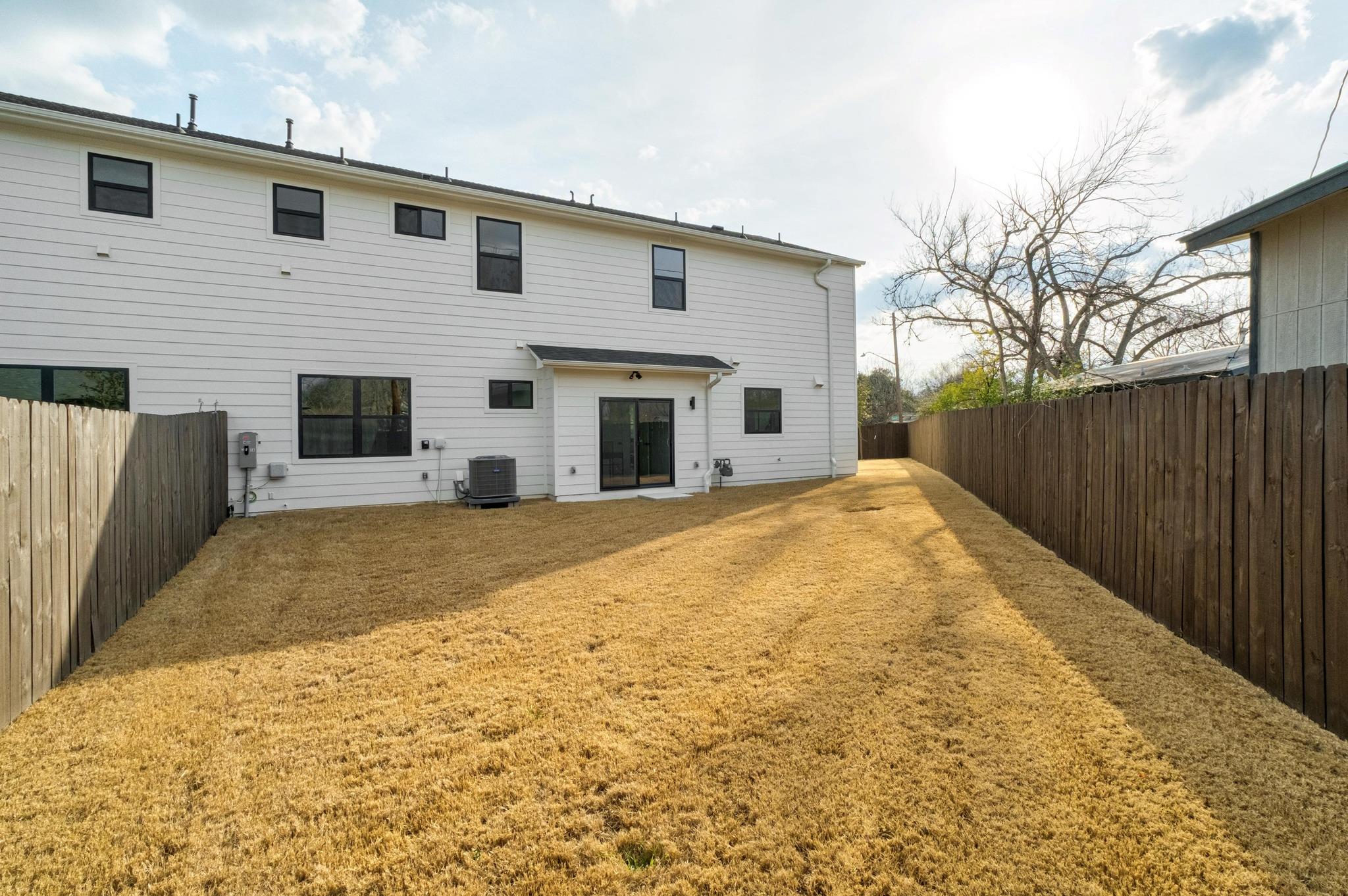 1500 Sylvan Glade Austin TX 78745