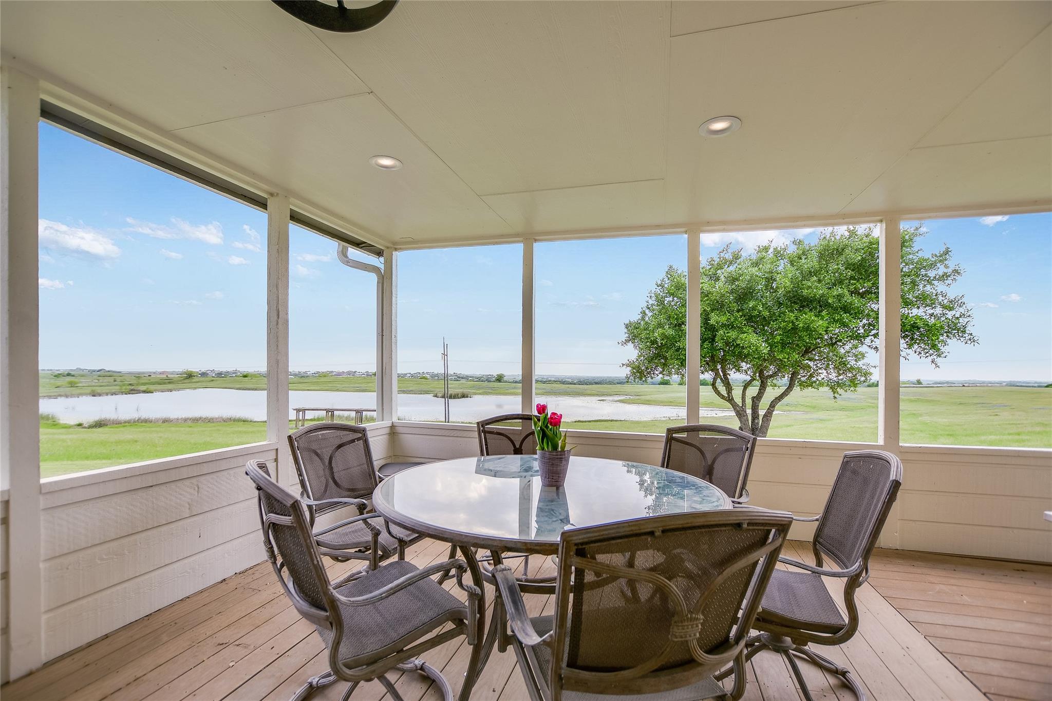 1551 Fm 1466 Coupland TX 78615