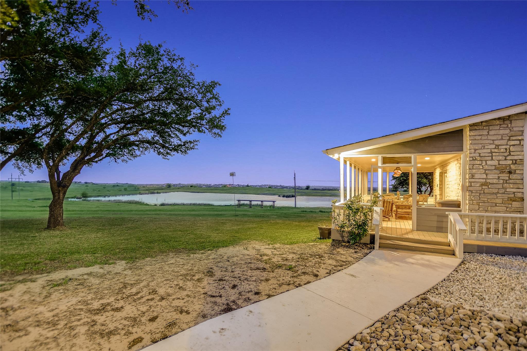 1551 Fm 1466 Coupland TX 78615