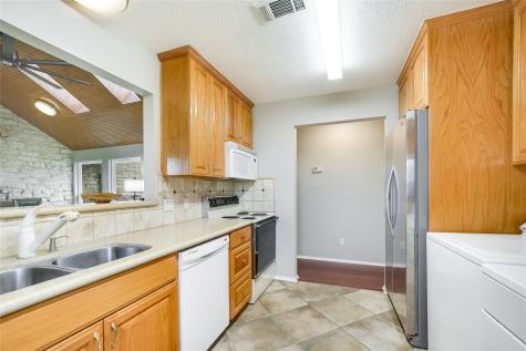 1551 Fm 1466 Coupland TX 78615