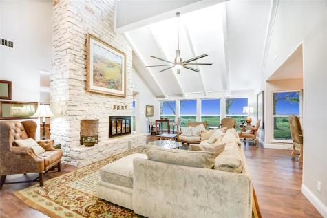 1551 Fm 1466 Coupland TX 78615