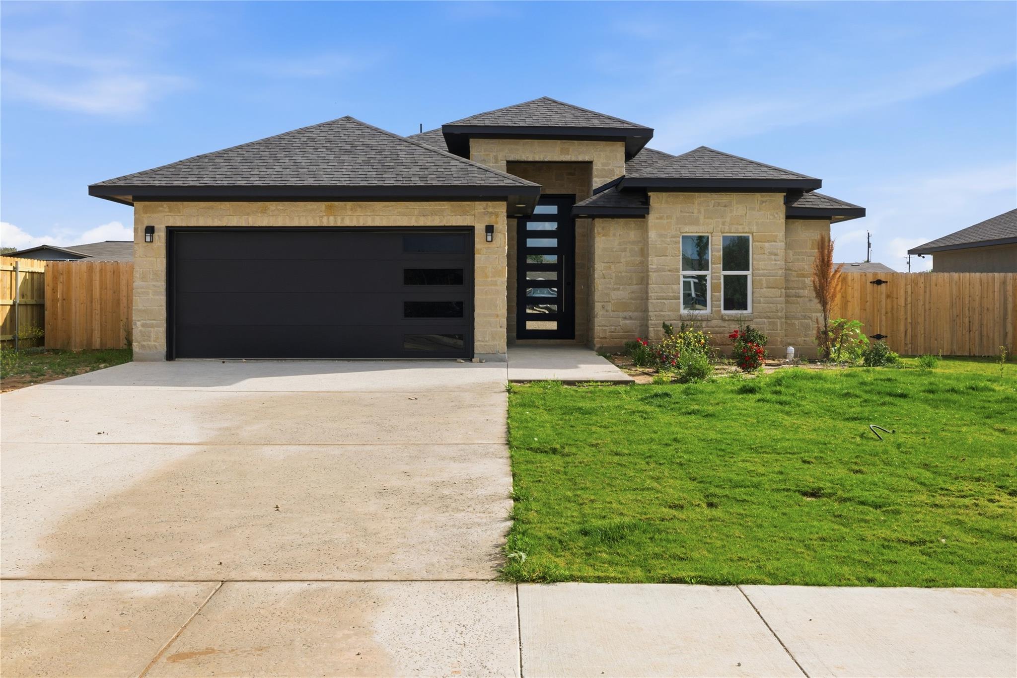 158 Lavanda Lane Dale TX 78616