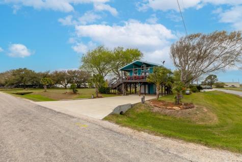 1941 Bayview Drive Palacios TX 77465