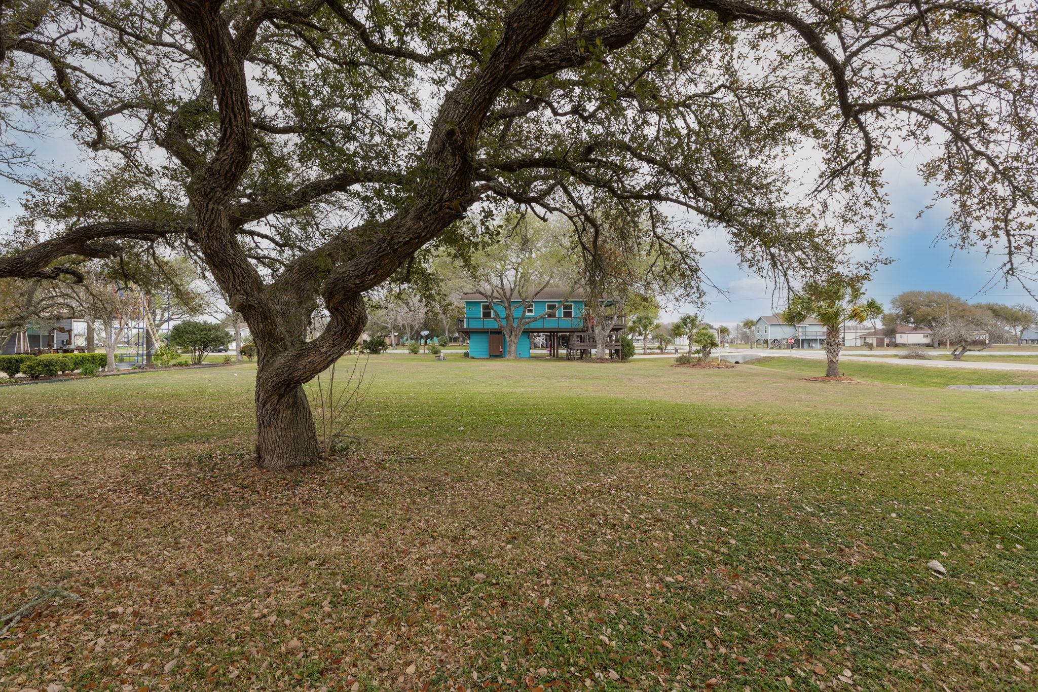 1941 Bayview Drive Palacios TX 77465